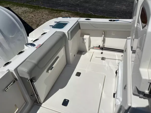 Pursuit S 248 Sport 2025-9