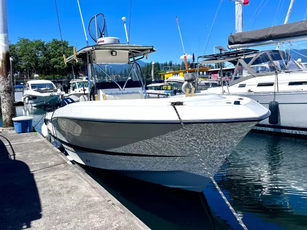 2001 Hydra-Sports Vector 2796 CC-3