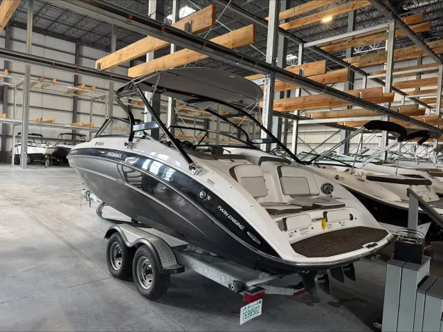 Boat Thumbnail 4