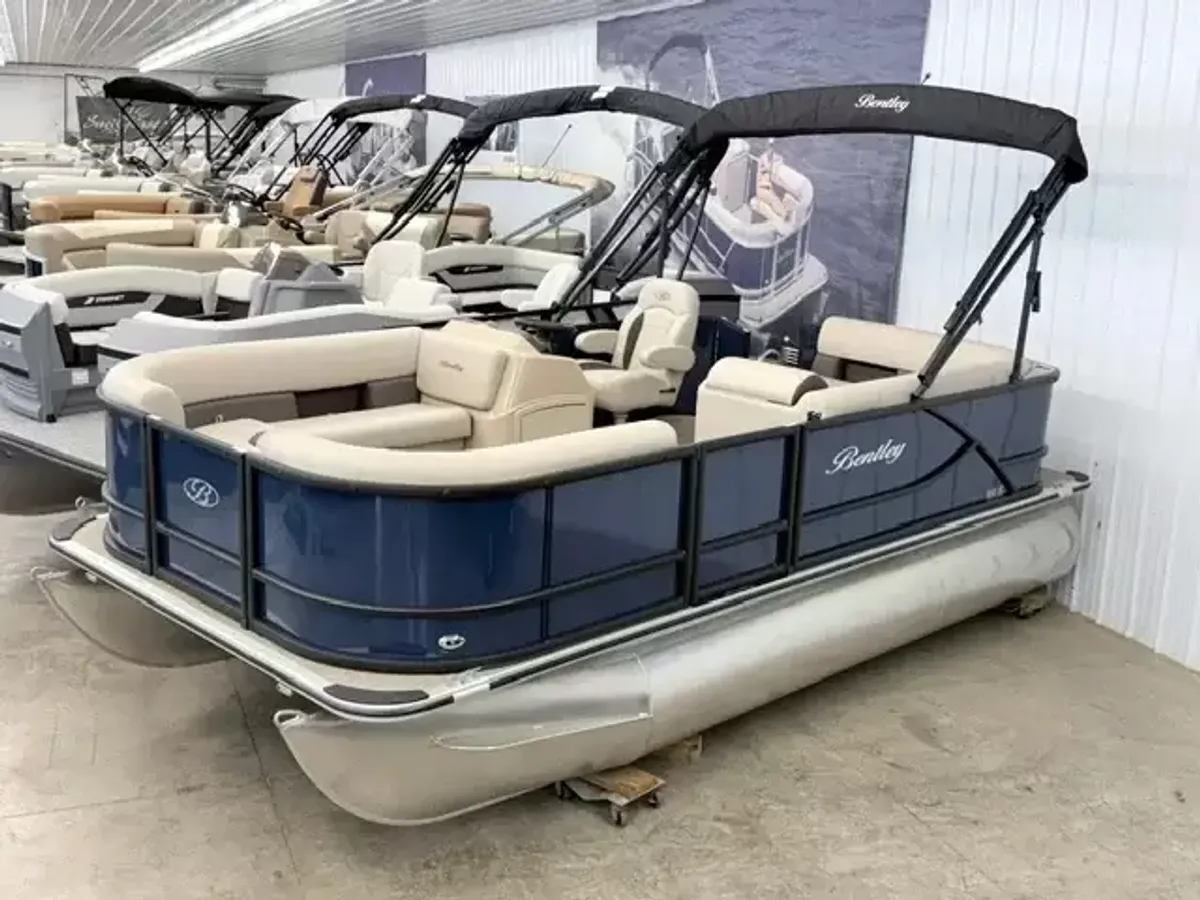 dummy-boat-img