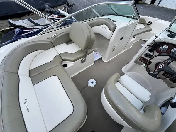 Boat Thumbnail 4