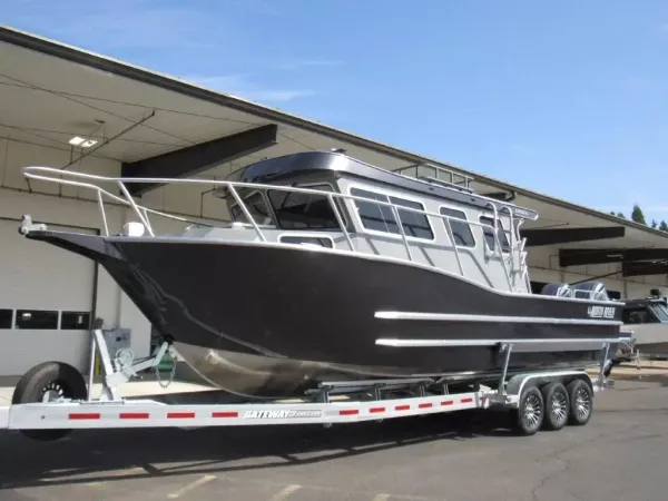2027 North River Endurance 3200 EXL for sale at Clemens Marina Eugene
