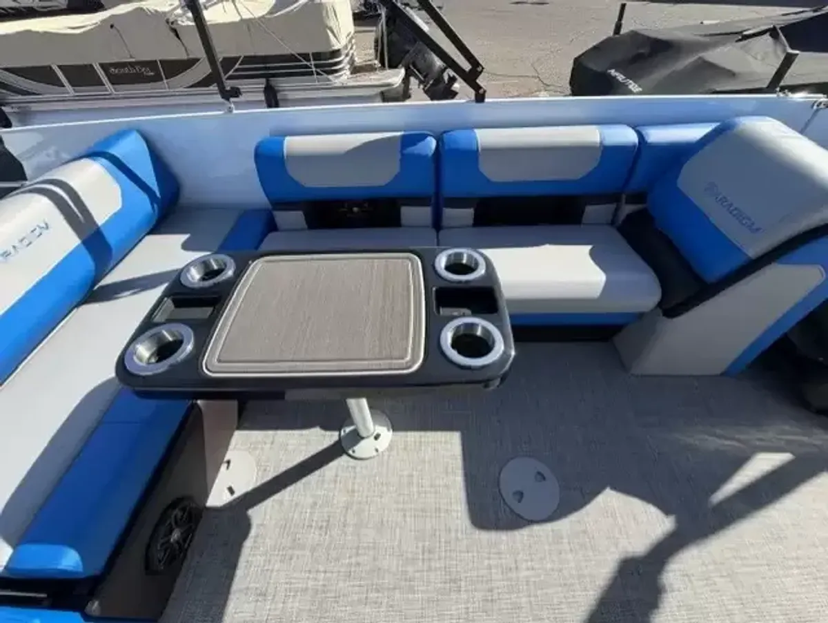 dummy-boat-img