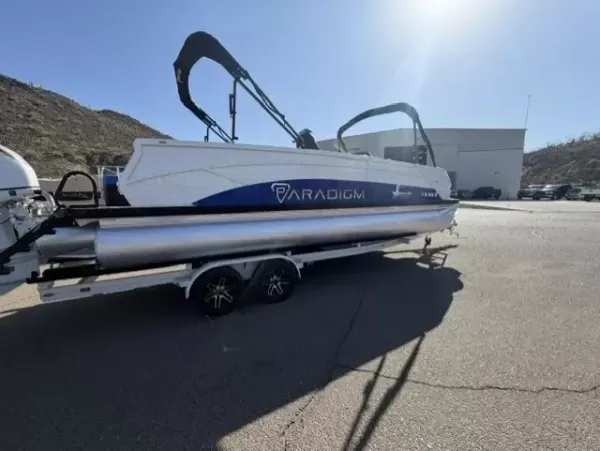 boat-detail-slider-thumb-1