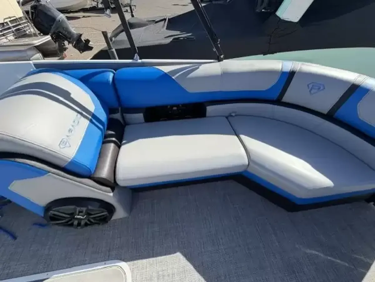 dummy-boat-img