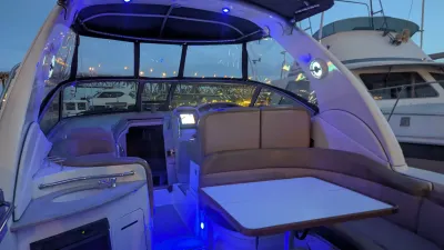 Pre-Owned 2007 Sea ray Sundancer 320 for Sale | Vancouver, BC | M&P Yacht Centre | 6aa86bc69e8d93221a06c8a4