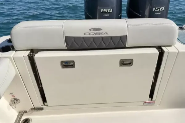 2024 Cobia 240 CC detail image 7