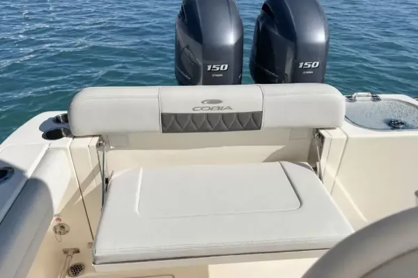 2024 Cobia 240 CC detail image 8