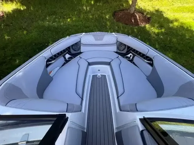 2021 Nautique GS22E