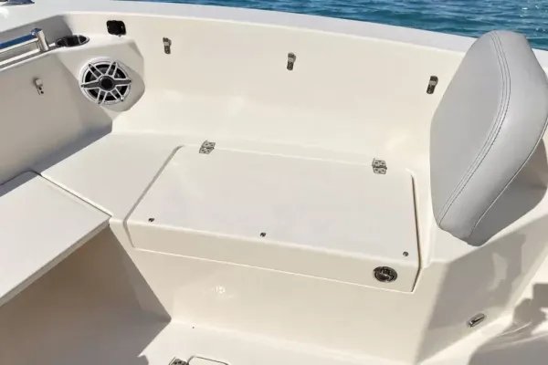 2024 Cobia 240 CC detail image 19