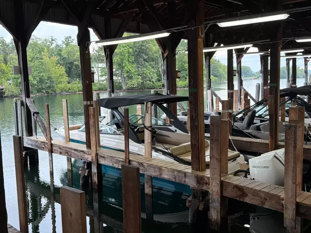 Boat Thumbnail 9