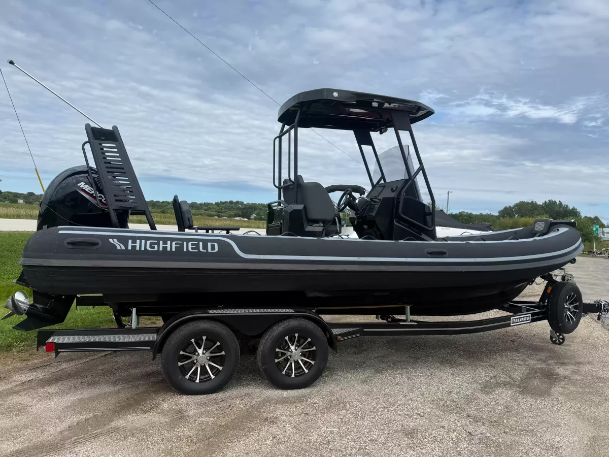 dummy-boat-img