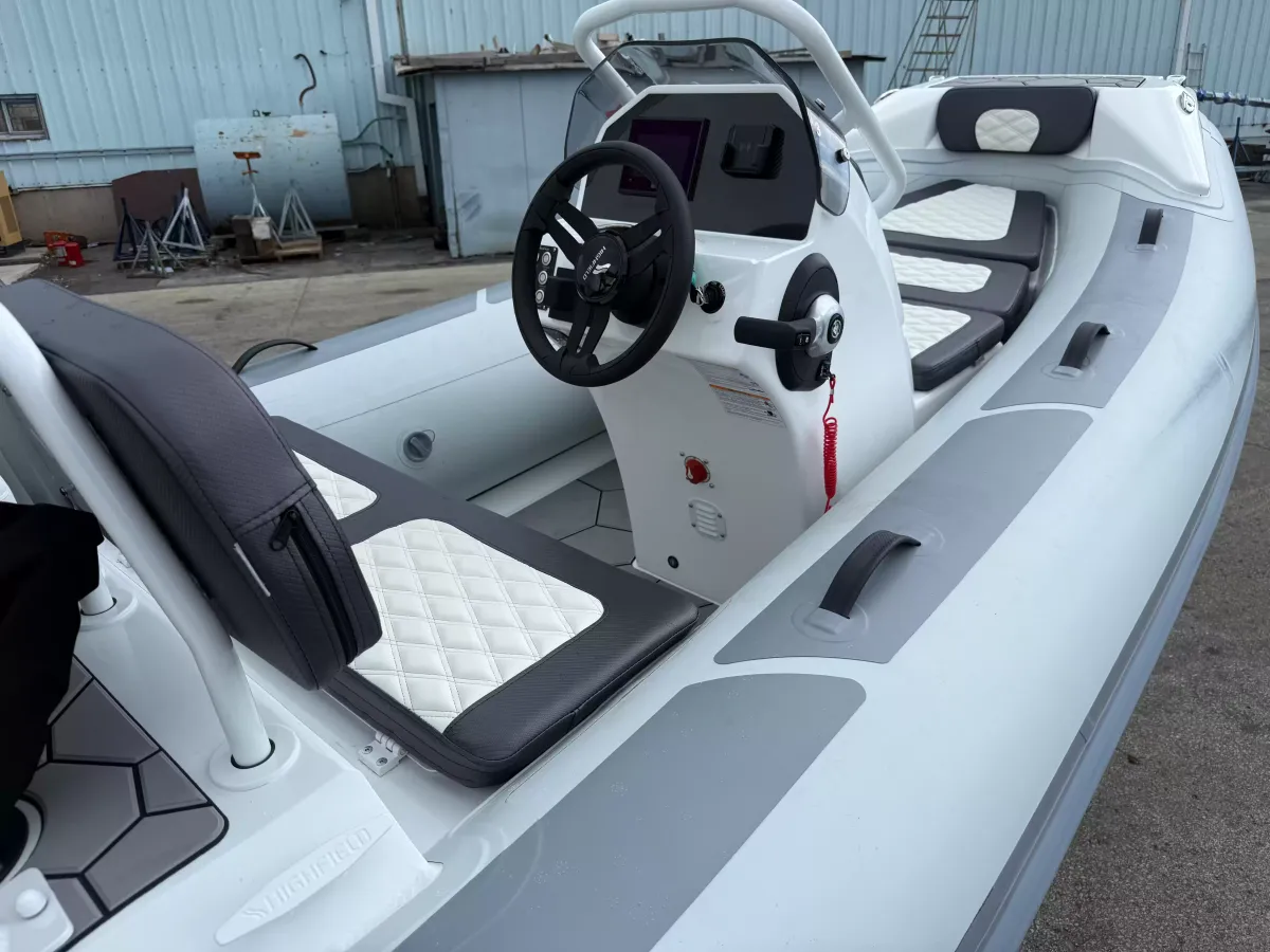 dummy-boat-img