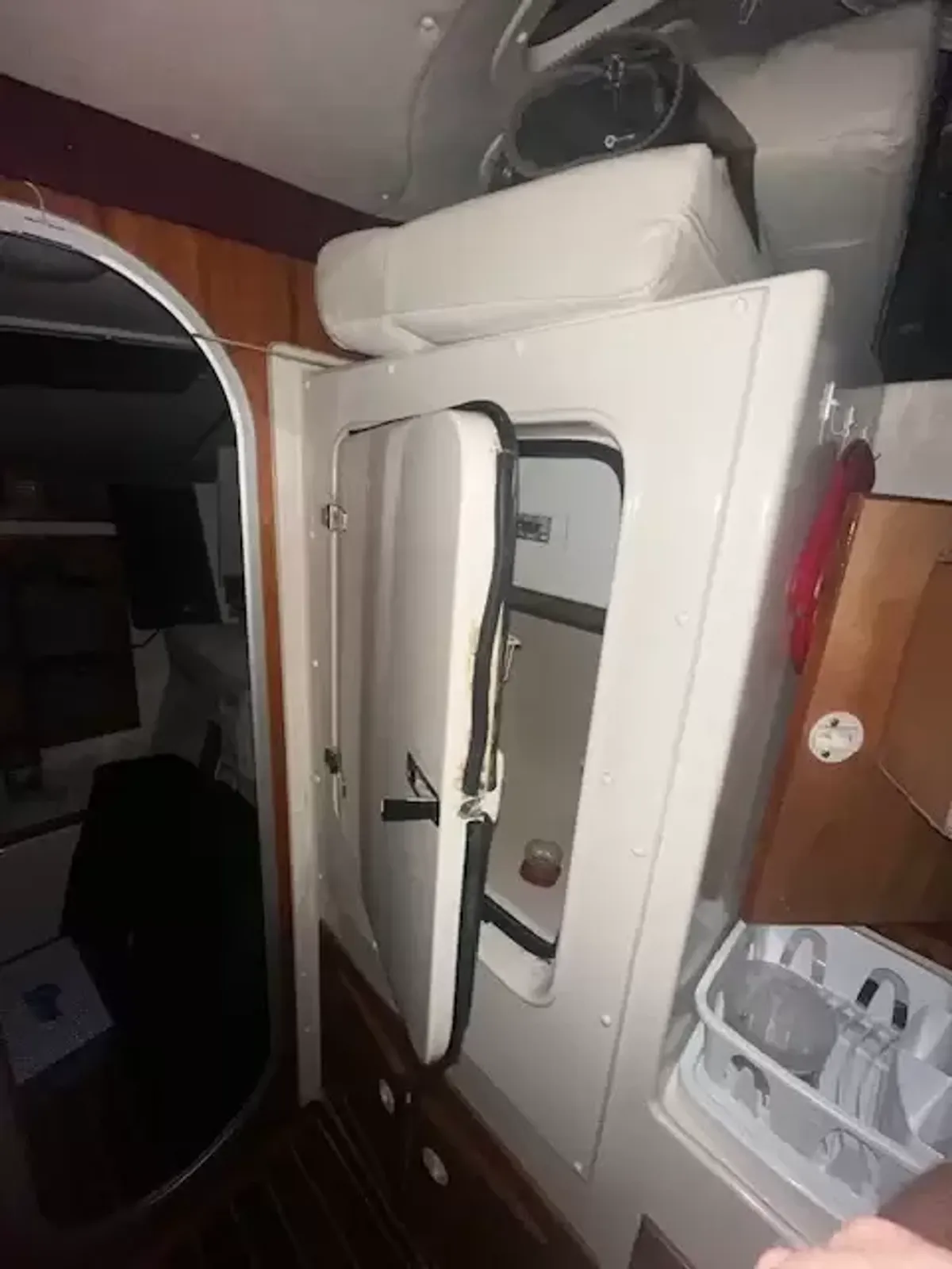 dummy-boat-img