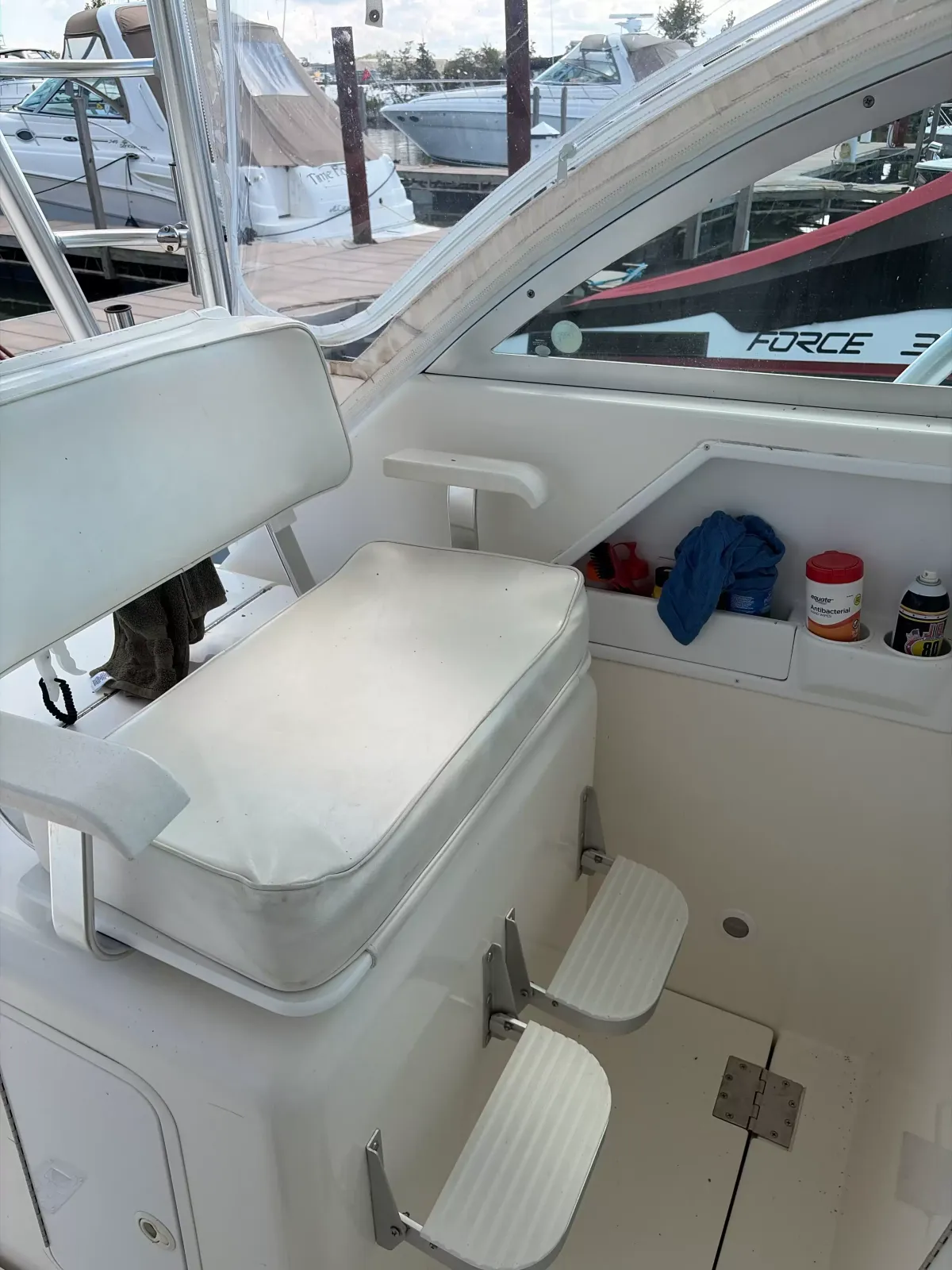dummy-boat-img