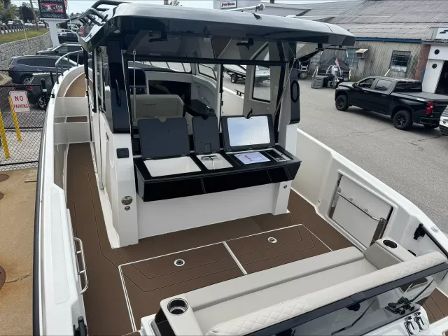 Boat Thumbnail 3
