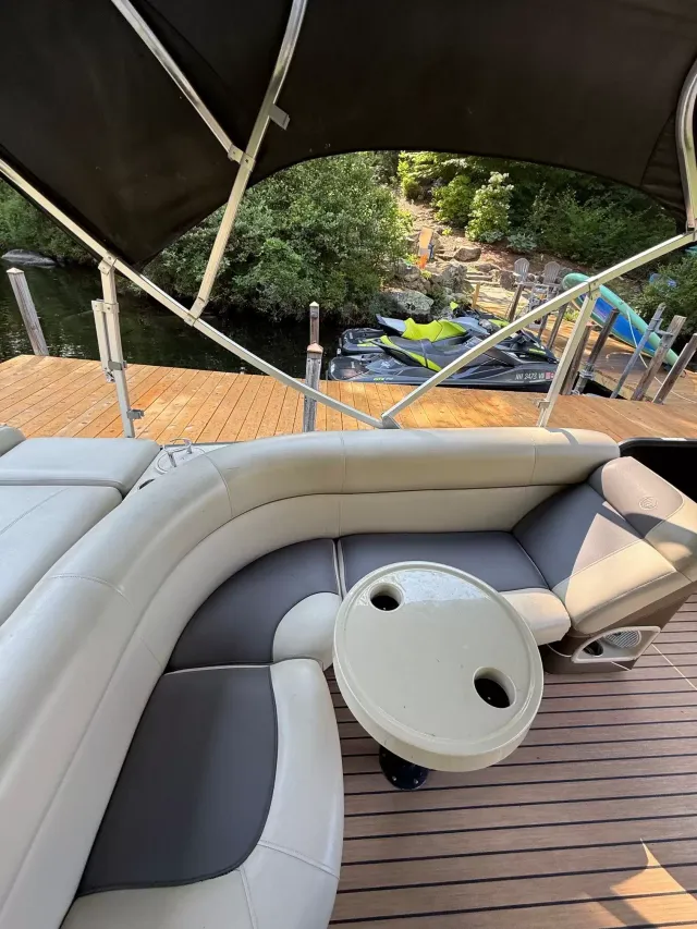 Boat Thumbnail 4