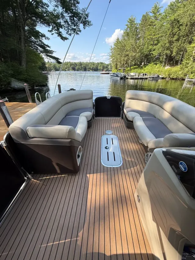 Boat Thumbnail 5