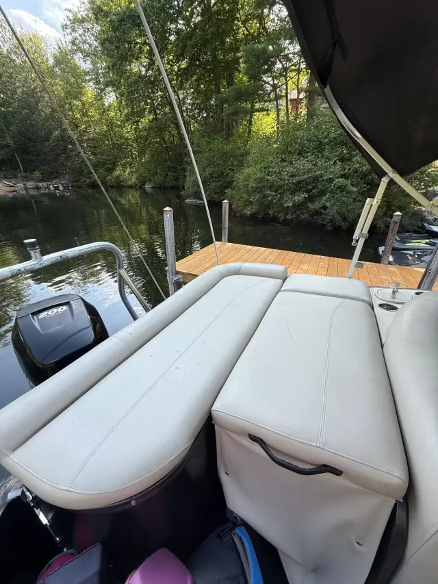 Boat Thumbnail 8