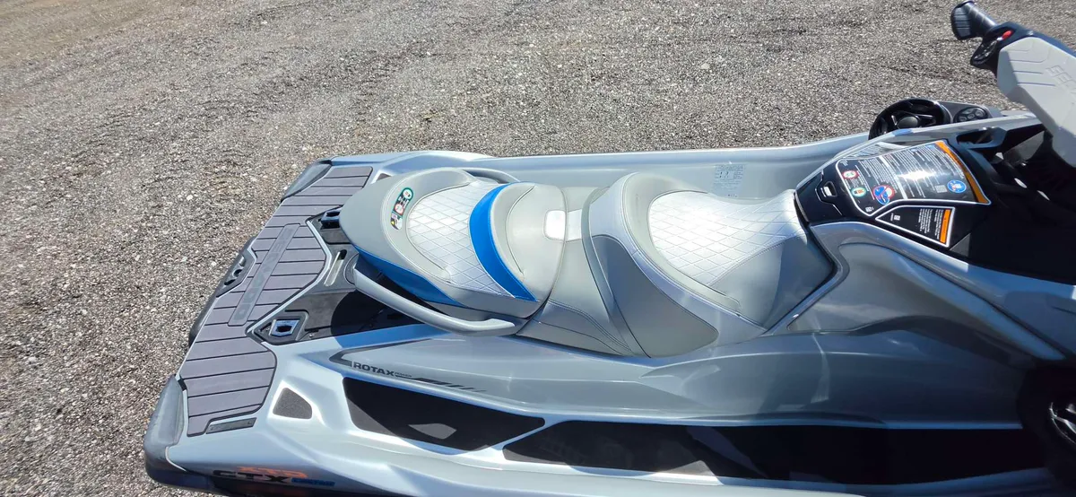 2021 Sea-doo 300-GTX LIMITED PAIR