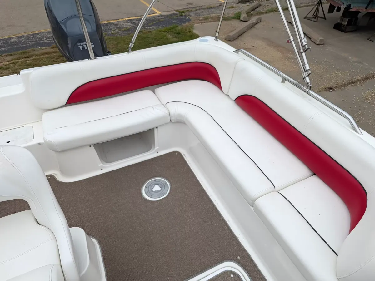 boat-carouselImage-image