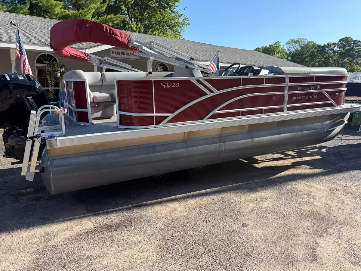 boat-carouselImage-image