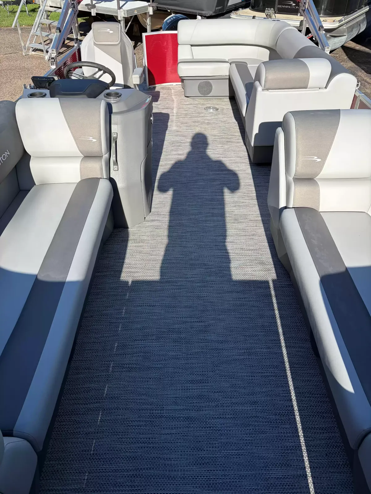 boat-carouselImage-image