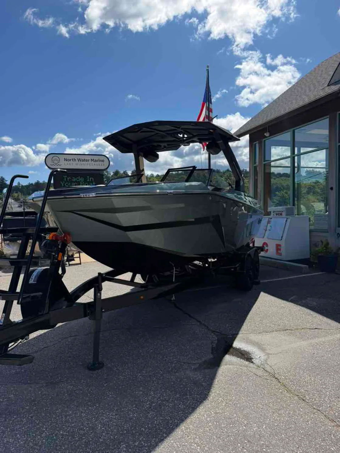 dummy-boat-img