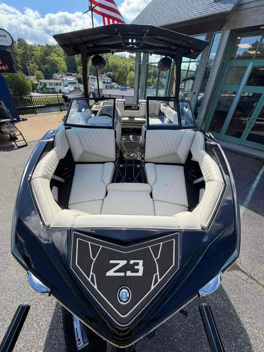 dummy-boat-img