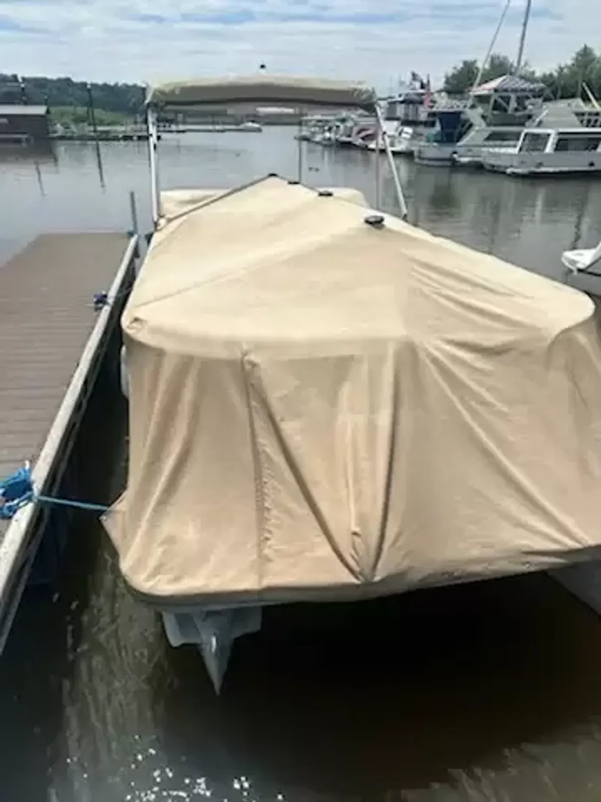 boat-carouselImage-image