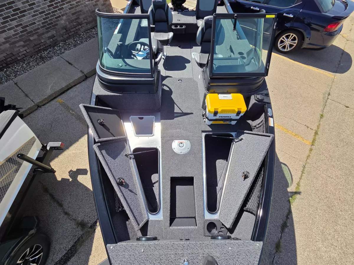 boat-carouselImage-image