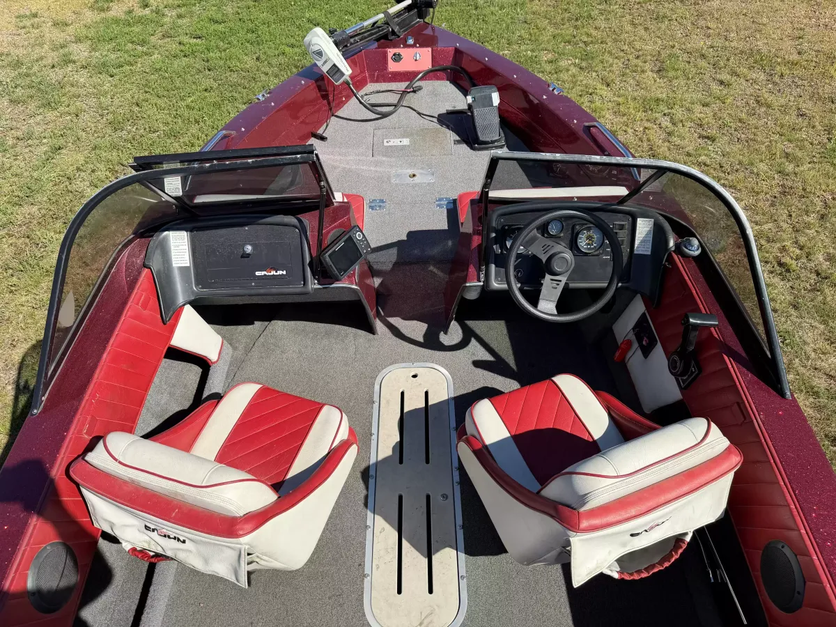 boat-carouselImage-image