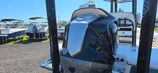 2025 Tidewater 2410 BAY MAX