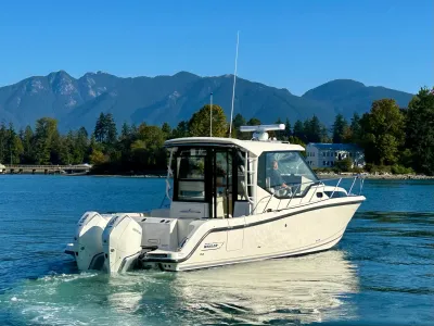 New 2026 Boston whaler 325 Conquest Pilothouse for Sale | Vancouver, BC | M&P Yacht Centre | 68ba029f97b34733670548ec