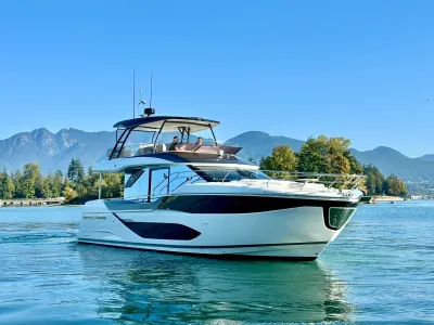 New 2027 Prestige F-Line: F5.7 for Sale | Vancouver, BC | M&P Yacht Centre | 66e9de92a7398bc5ef0e4883
