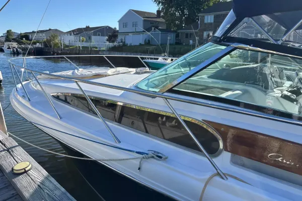2004 Chris Craft 36 ROAMER detail image 1