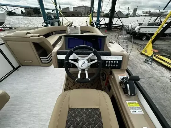 Harris Grand Mariner 250 2023-7