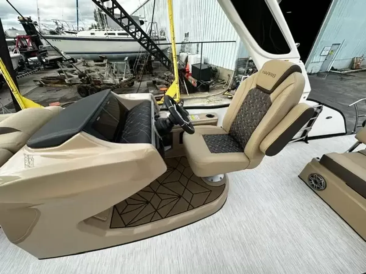 dummy-boat-img