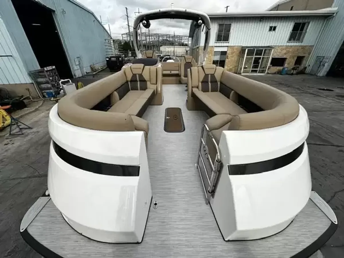 dummy-boat-img