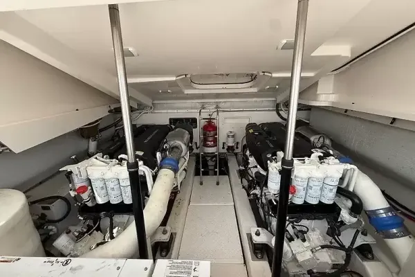 2018 Tiara Yachts 4300 OPEN detail image 47