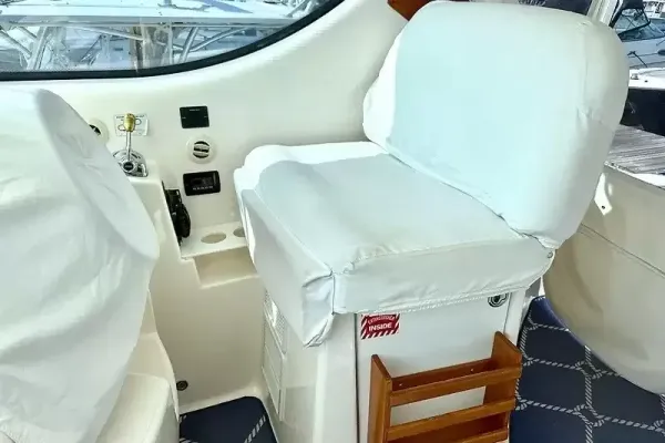 2006 Tiara Yachts 43 SOVRAN detail image 23