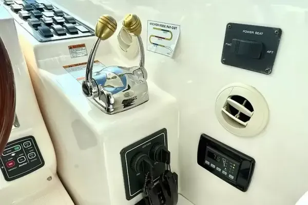 2006 Tiara Yachts 43 SOVRAN detail image 27