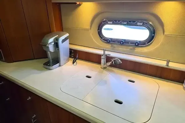 2006 Tiara Yachts 43 SOVRAN detail image 47