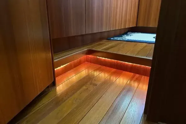 2006 Tiara Yachts 43 SOVRAN detail image 52