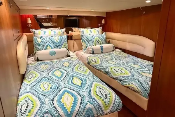 2006 Tiara Yachts 43 SOVRAN detail image 53
