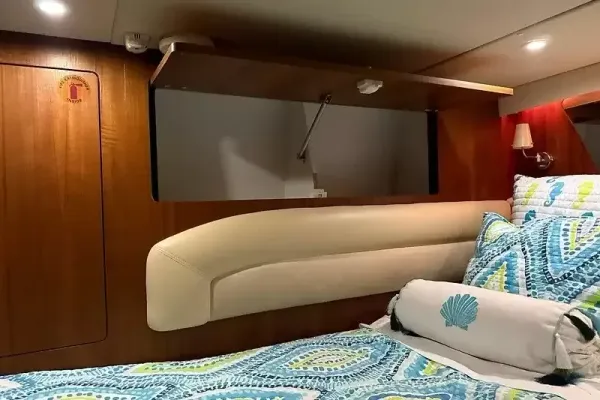 2006 Tiara Yachts 43 SOVRAN detail image 54