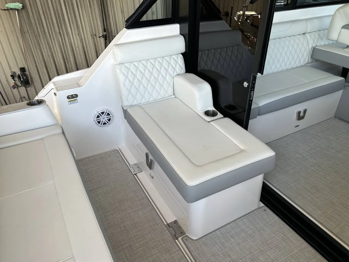dummy-boat-img