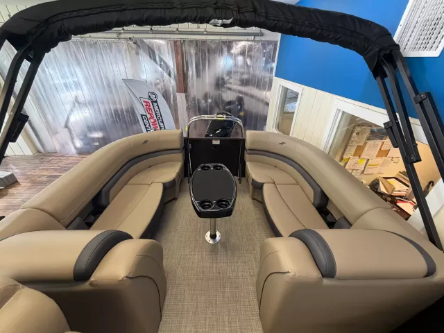 Boat Thumbnail 5