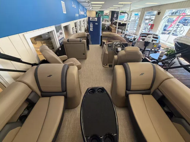 Boat Thumbnail 6