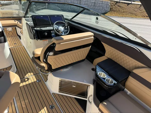 Boat Thumbnail 9